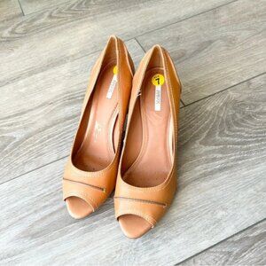 Geox Marie Claire High Pump in Camel